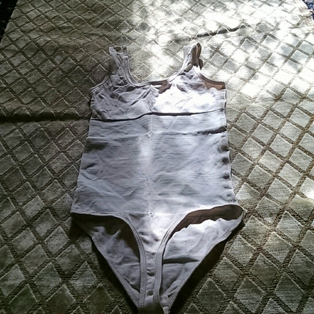 Tank Top Bodysuit Shaper/Reducer Thong NWOT